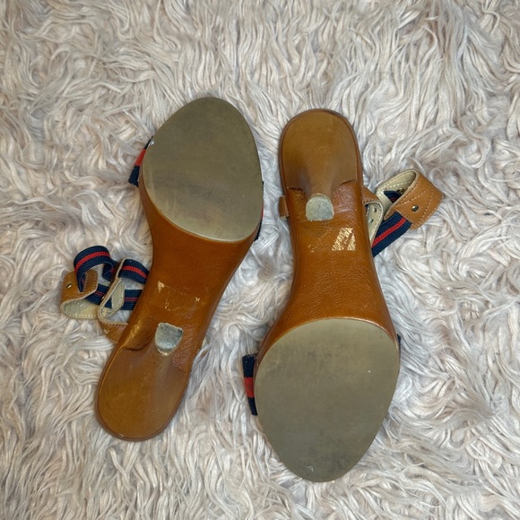 Michael Kors Heel Sandals - Picture 6 of 6